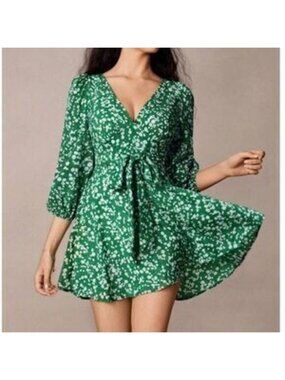 Green Ditsy Floral Print Mini Dress V-Neck Ties 3/4 Puff Sleeve Fit & Flare